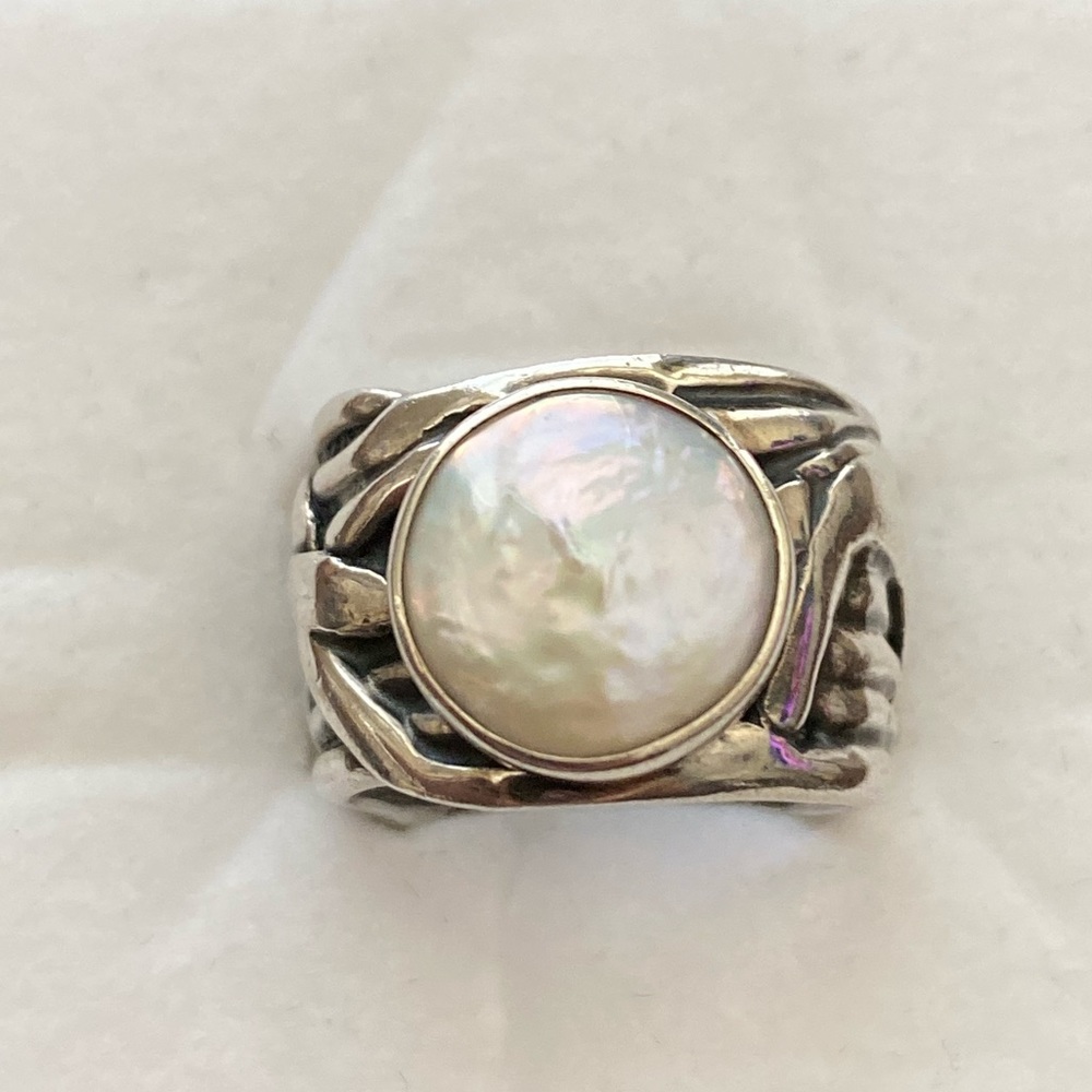 Silpada Mother of Pearl Ring